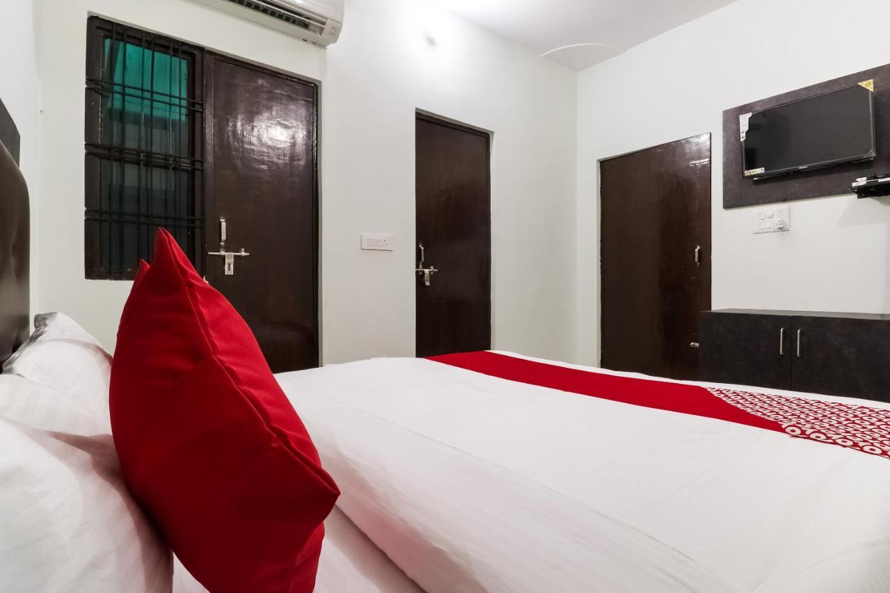 Collection O 45285 Ganpati Hotel 3*